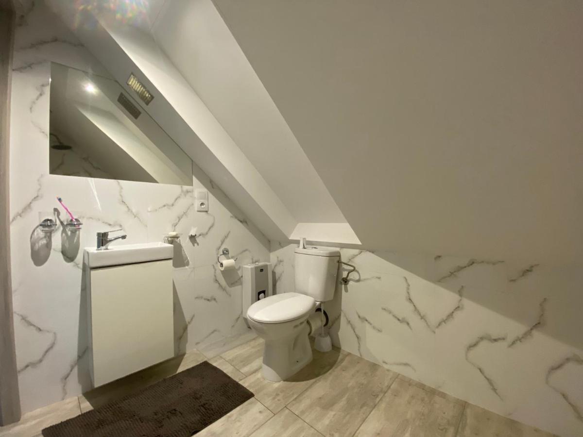 Ferienhaus Luksusowy Letniskowy Z Widokiem Na Jezioro, 8 Osob *